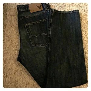 Men’s AEO jeans. Excellent condition.
